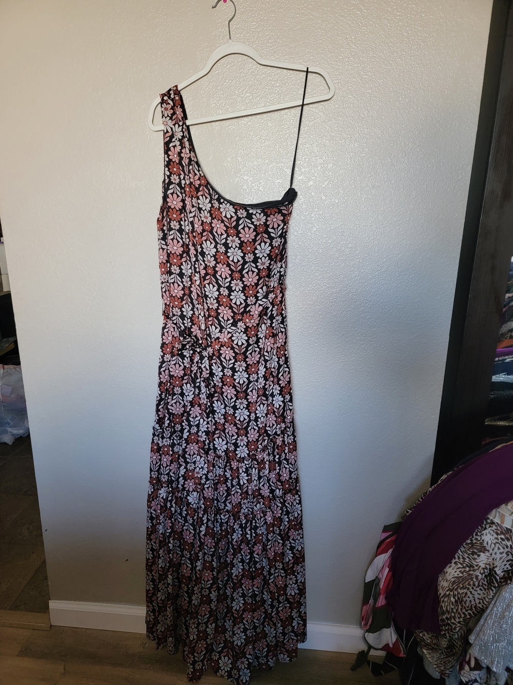 Women’s Black Floral One-Shoulder Maxi Dress